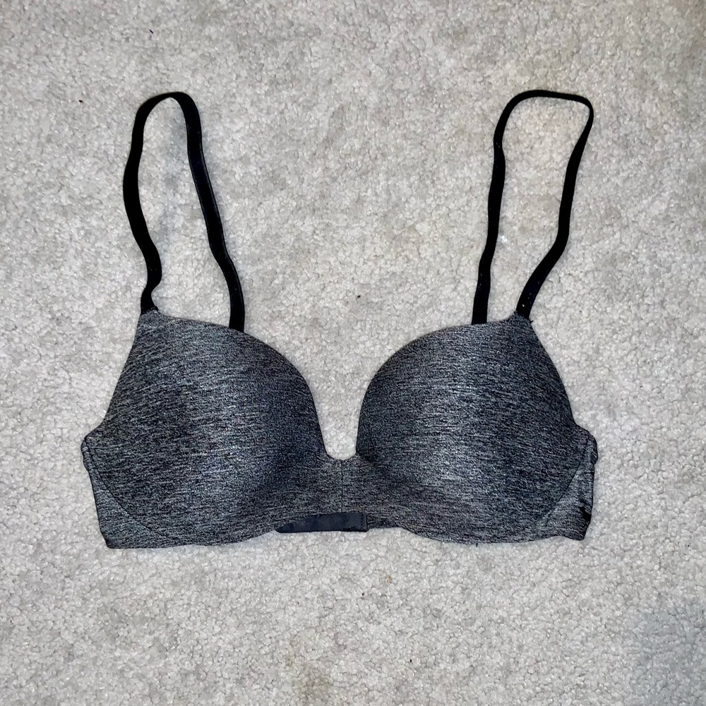 PINK Victoria’s Secret 32C push-up bra